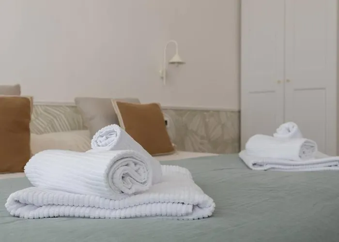 Foscolo 46 - Elegant Family Apartment