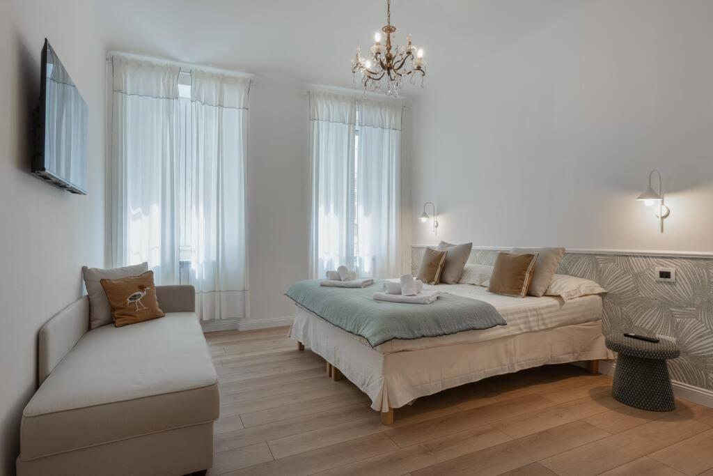 Foscolo 46 - Elegant Family Apartment *